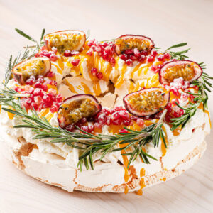 Vainikėlis Pavlova su pasiflorais